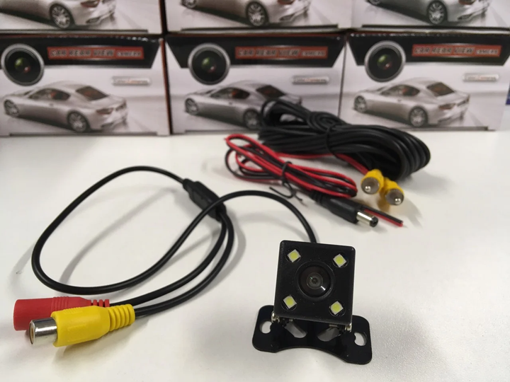 Автомобильная камера заднего вида в машину с подсветкой UKC CAR CAM MOD-707/1934+LED Черная - изображение 2