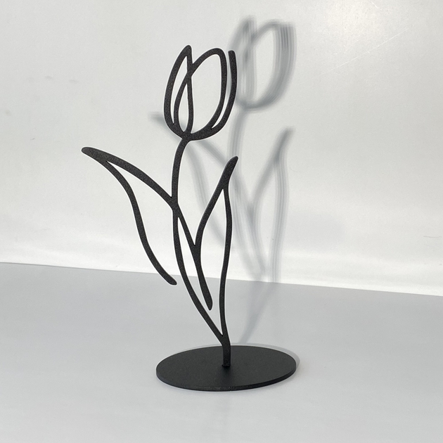 Холст «Яркие тюльпаны в металлической кружке»