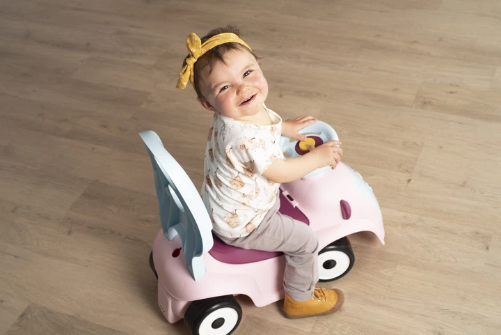Машина для катання малюка Smoby Toys Маестро 3 в 1 зі звуковими ефектами рожева (720305) - зображення 10