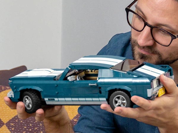 Конструктор LEGO Creator Expert Ford Mustang 1471 деталь (10265) - зображення 4