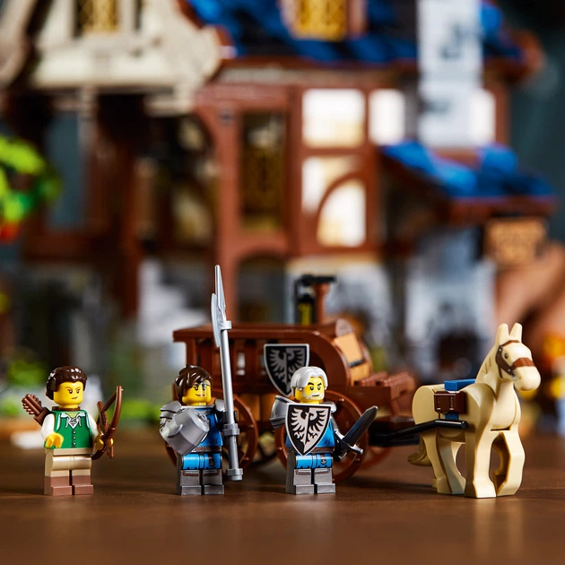 Конструктор LEGO Ideas Середньовічна кузня 2164 деталі (21325) - Фото 8 Конструктор LEGO Ideas Середньовічна кузня 2164 деталі (21325) - зображення 8