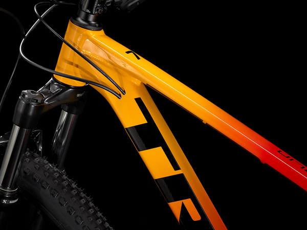 Велосипед Trek MARLIN 7 29 Marigold to Radioactive Red Fade 2021 - изображение 5