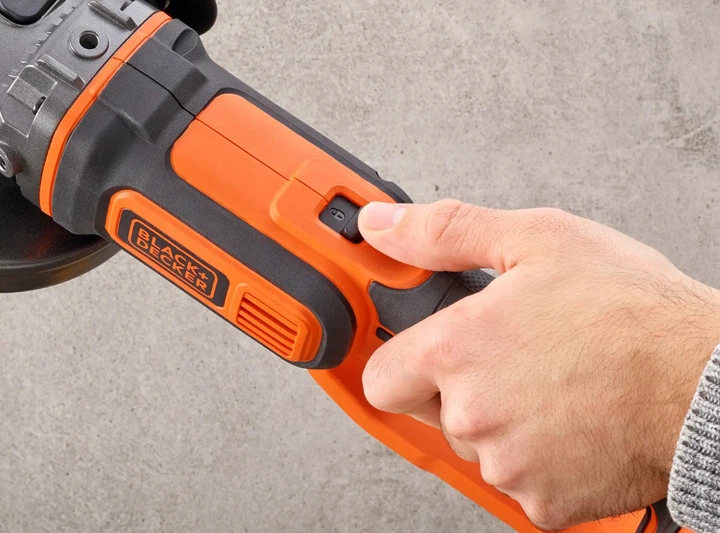 Akumulatorowa szlifierka kątowa Black+Decker BCG720N-XJ bez akumulatora i ładowarki (5035048682616) - obraz 3