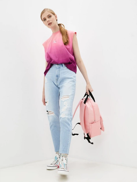 ROZETKA | Джинси Calvin Klein Jeans Mom Jean J20J217150-1AA 26 Блакитні  (8719854097419). Ціна, купити Джинси Calvin Klein Jeans Mom Jean  J20J217150-1AA 26 Блакитні (8719854097419) в Києві, Харкові, Дніпрі, Одесі,  Запоріжжі, Львові. Джинси