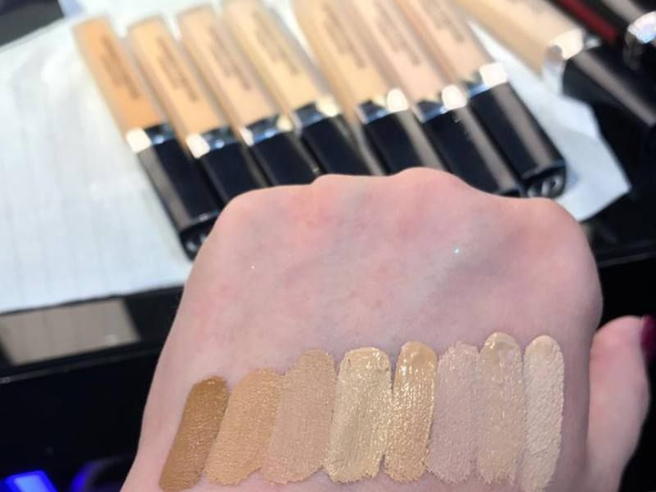 Dior forever hotsell undercover swatches