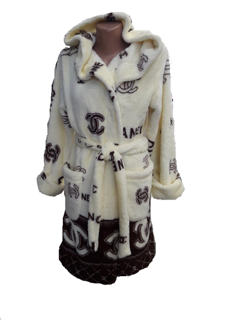 ROZETKA | Махровый халат на запах с капюшоном с Принтом Miss Podium ...