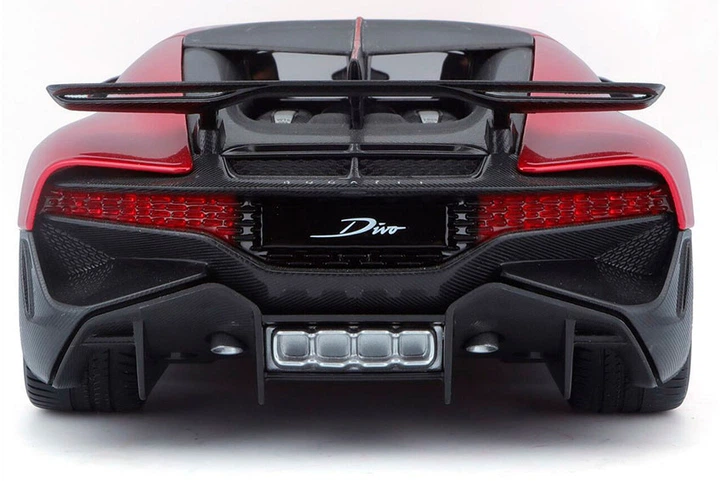 Автомодель Bburago Bugatti Divo Червона 1:18 (4893993002641) - зображення 6