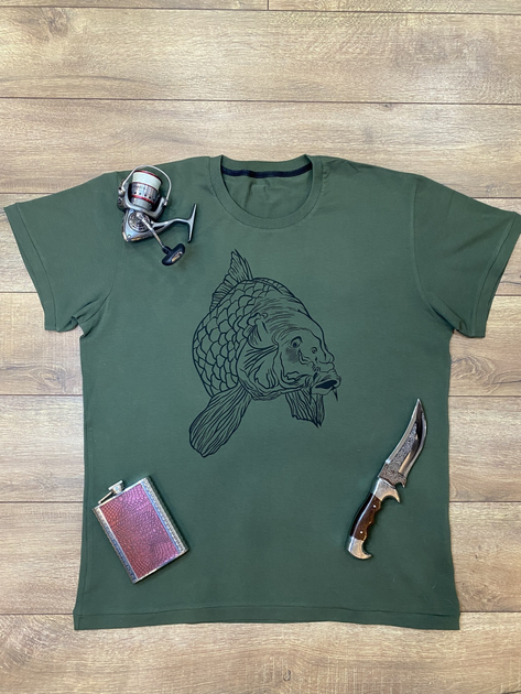 Чоловіча футболка для рибака принт Короп L темний хакі - зображення 2