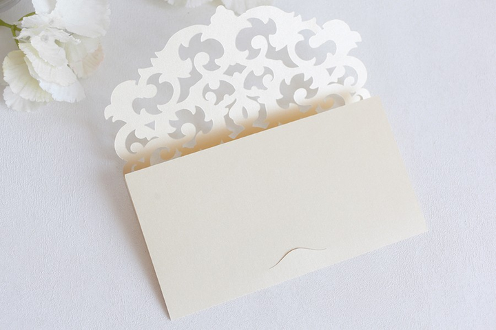 Поздравление на свадьбу: как подписать конверт или открытку
