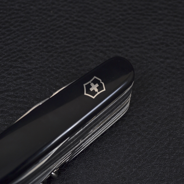 Нож складной, мультитул Victorinox Swisschamp (91 мм, 33 функции) Черный - изображение 2