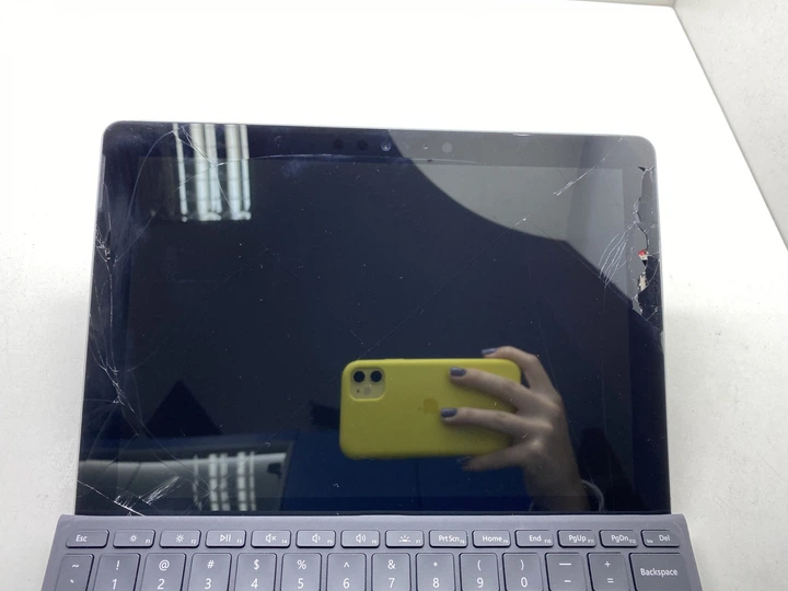 Планшетный ПК Microsoft Surface Go 1824  10.0  Pentium  8 GB