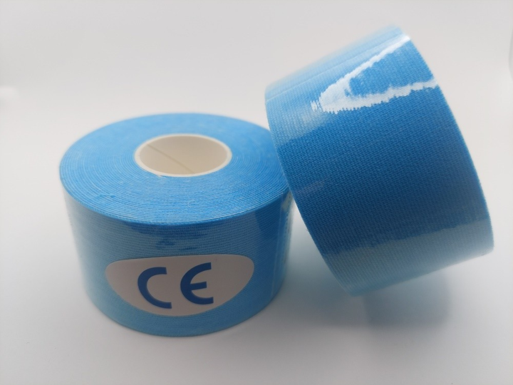 Кінезіо тейп Kinesiology tape 3,8 см х 5 м голубий - зображення 2