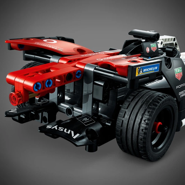 Zestaw klocków LEGO Technic Formula E Porsche 99X Electric 422 elementy (42137) - Zdjęcie 3 Zestaw klocków LEGO Technic Formula E Porsche 99X Electric 422 elementy (42137) - obraz 3
