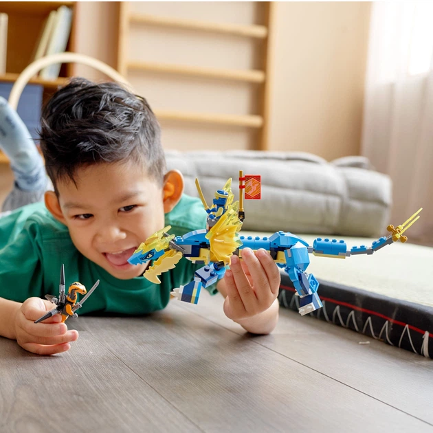 Zestaw klocków LEGO NINJAGO Smok gromu Jaya EVO 140 elementów (71760) - obraz 3