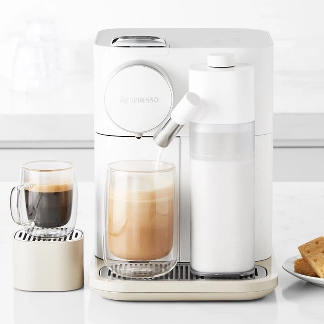 Капсульная кофемашина Nespresso Gran Lattissima EN 640.W (650