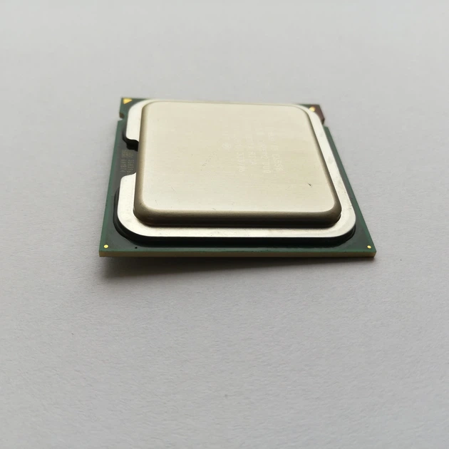 Процессор Intel Core 2 Duo E6550 G0 SLA9X 2.33GHz 4M Cache 1333