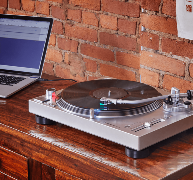 Проигрыватель винила Audio-Technica AT-LP120XUSB Silver AT-LP120XUSBSV - изображение 4