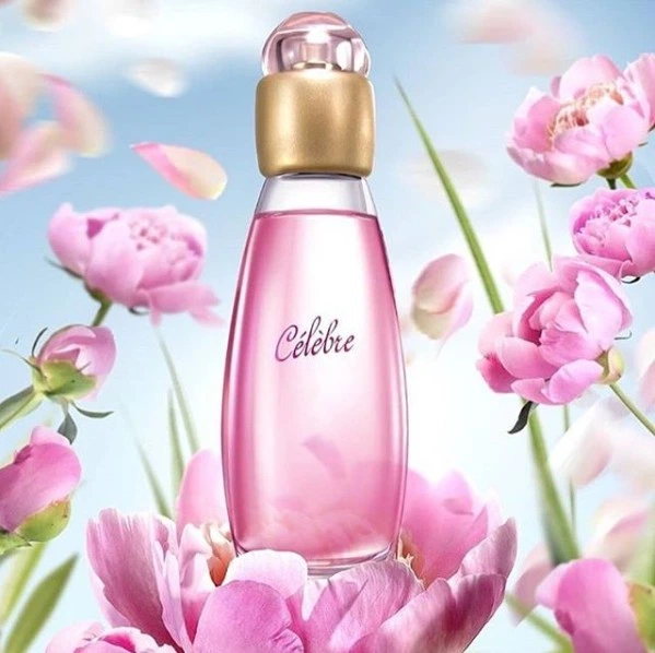 Туалетна вода жіноча Avon Celebre 50 мл - Фото 1 Туалетна вода жіноча Avon Celebre 50 мл - зображення 1