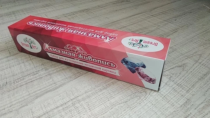 Алмазная мозаика Клубника Dream Art 30454 38x41см 21 цветов