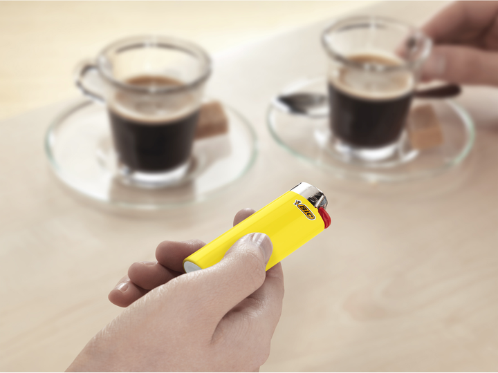 Зажигалка BIC J26 Maxi 50 шт Ассорти (3086125002843) – фото