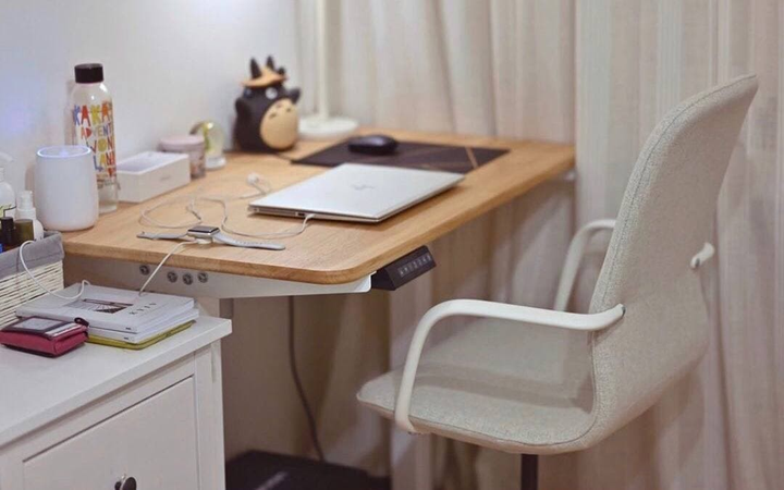 Стол с регулировкой высоты Yamaguchi Standing Desk белый купить в Москве