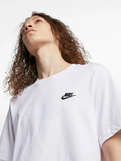 Футболка бавовняна довга чоловіча Nike M Nsw Club Tee AR4997-101 L Біла (191888618385) - зображення 4