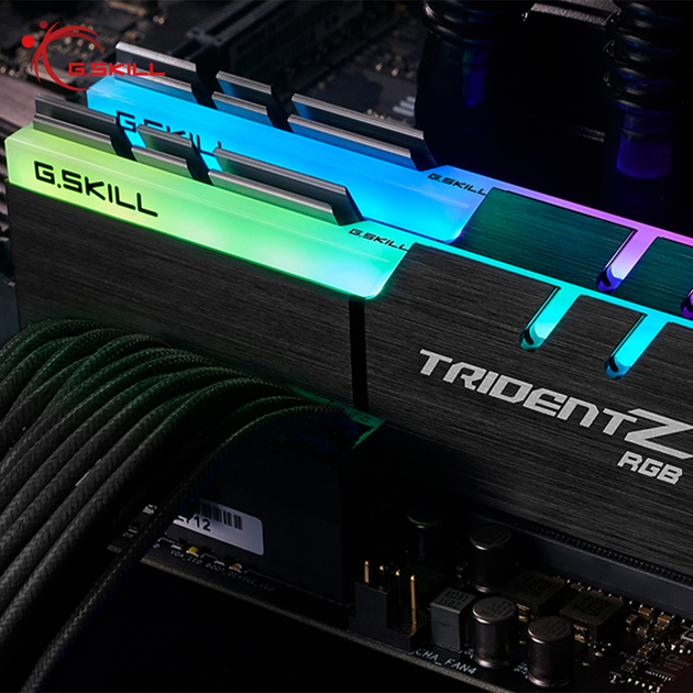 メモリー G.SKILL TRIDENT Z RGB 32GB DDR4-3200 人気のG.SKill OCメモリーのRGBイルミネーション搭載モデル