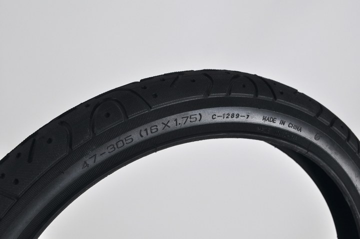Покрышка CST 16"x1.75 (47-305) слик - изображение 2
