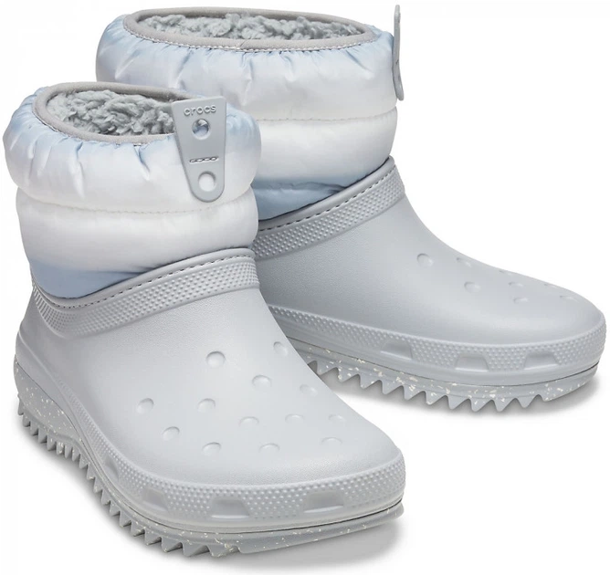Зимние дутики Crocs Classic Neo Puff Shorty Boot 39 Серый/голубой 207311 - Фото 7 Зимние дутики Crocs Classic Neo Puff Shorty Boot 39 Серый/голубой 207311 - изображение 7