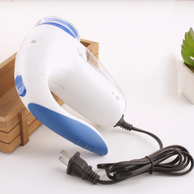 Машинка для катишків General Electric Lint Remover 220 В з контейнером 100 мл Біло-блакитний - Фото 6 Машинка для катишків General Electric Lint Remover 220 В з контейнером 100 мл Біло-блакитний - зображення 6