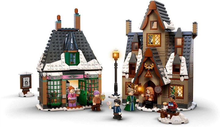 Конструктор LEGO 76388 Гаррі Поттер Прогулянка до села Гоґсмід Конструктор LEGO 76388 Гаррі Поттер Прогулянка до села Гоґсмід
