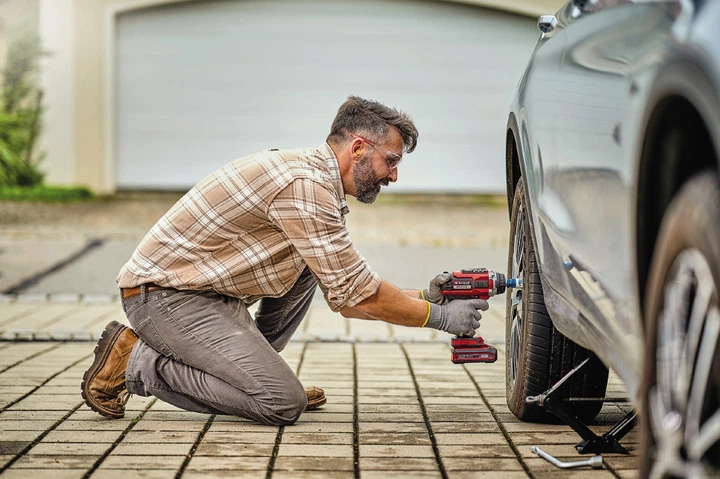 Akumulatorowy klucz udarowy Einhell X-Change IMPAXXO 18/400 bez akumulatora i ładowarki (4510070) - obraz 12