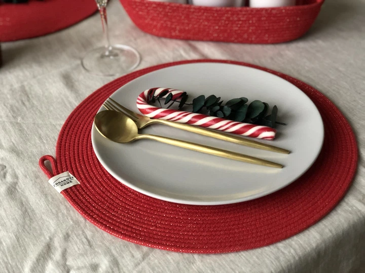 Сервировочный коврик подставка под тарелку ZHDANOVA BAGS&HOME красный - Фото 1 Сервировочный коврик подставка под тарелку ZHDANOVA BAGS&HOME красный - изображение 1
