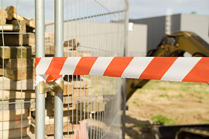 Барьерная лента HPX Barrier Tape для ограждения территорий 50 мм х 50 м Бело-красная (B5050) - изображение 3