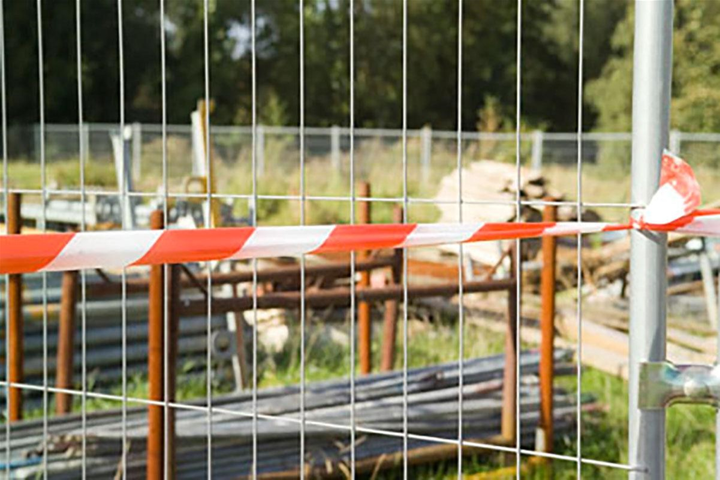 Барьерная лента HPX Barrier Tape для ограждения территорий 50 мм х 50 м Бело-красная (B5050) - изображение 9