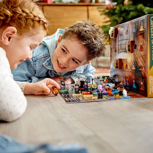 Kalendarz adwentowy LEGO Harry Potter 334 elementy (76404) - obraz 4