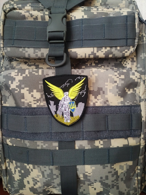 Нашивка на липучці ''Ангел-охоронець Україна'' - зображення 2