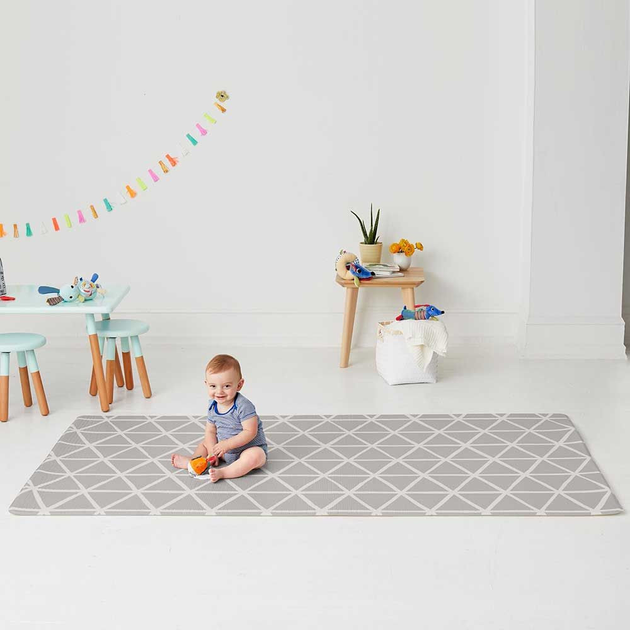 Skip hop vibrant store village play mat