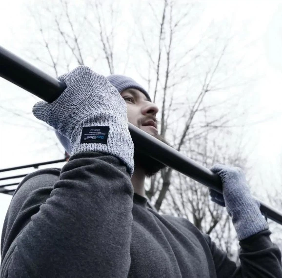 Шапка водонепроницаемая зимняя 70% акрил, 30% шерсть Dexshell DH322GRY Watch Beanie серая - изображение 3