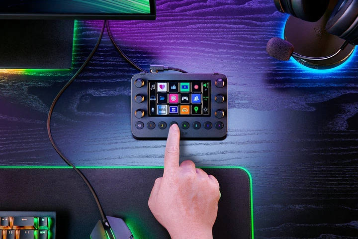 Контролер RAZER Stream Controller (RZ20-04350100-R3M1) – фото