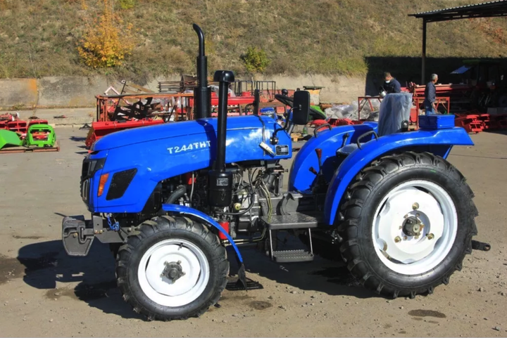Трактор Xingtai T244 ТНТ - Фото 5 Трактор Xingtai T244 ТНТ - зображення 5