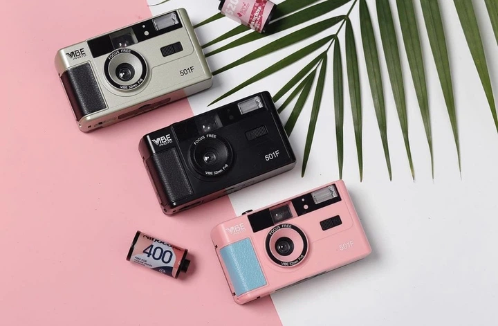 Пленочный фотоаппарат Vibe 501F розовый - изображение 3