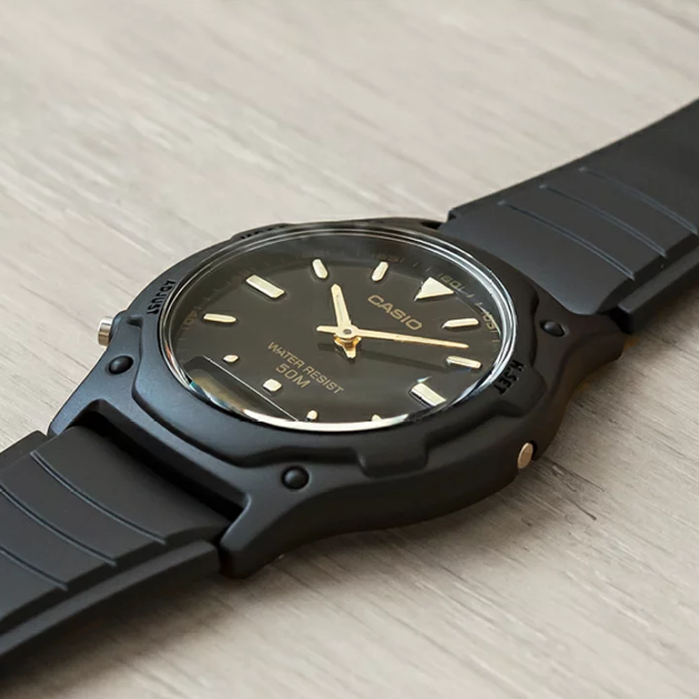 Чоловічий наручний годинник Casio AW-49HE-1A Чорний Електронний - зображення 3