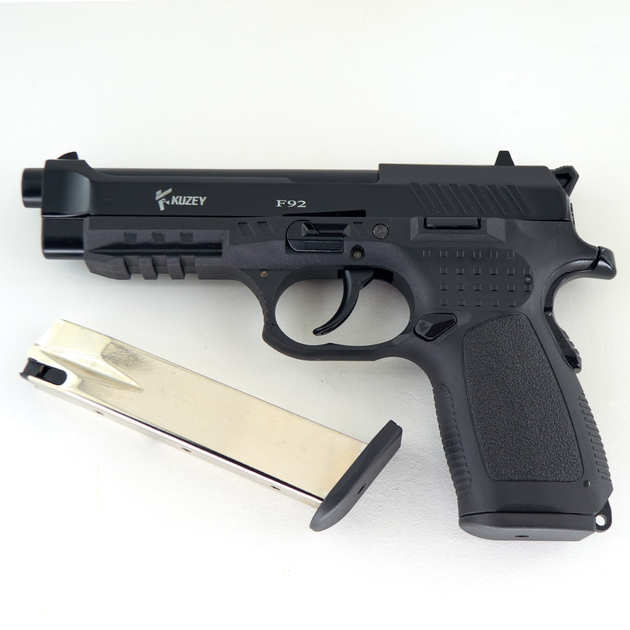 Стартовий сигнальний шумовий пістолет Kuzey F 92 Black під холостий патрон 9 мм з додатковим магазином - зображення 1