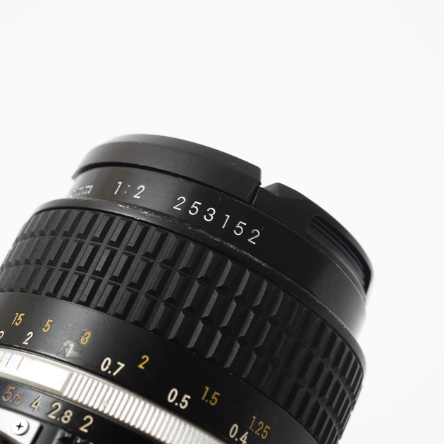Об'єктив Nikon 35mm f/2 Nikkor Ai-s (253152) Б/В – фото, отзывы