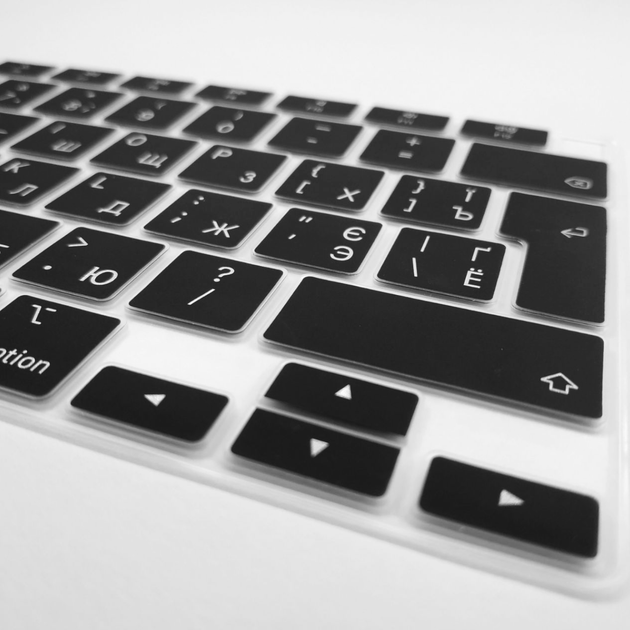 Накладка на клавиатуру Fruct для MacBook Air 13 2020/MacBook Air 13 M1 (2021) EU Черная Украинские буквы - изображение 3
