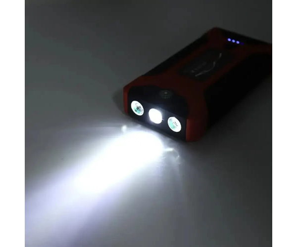Пусковий зарядний пристрій Jump Starter JX27 300А 99800 mAh з ліхтариком та USB - Фото 4 Пусковий зарядний пристрій Jump Starter JX27 300А 99800 mAh з ліхтариком та USB - изображение 4