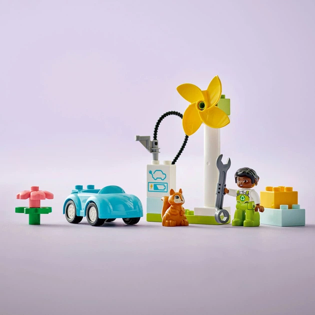 Zestaw klocków LEGO DUPLO Town Turbina wiatrowa i samochód elektryczny 16 elementów (10985) - obraz 6