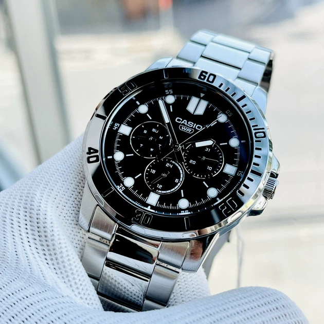 Наручные часы Casio MTP-VD300D-1E Серебро\Черный экран – купить