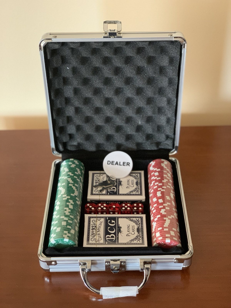 Набор для покера в алюминиевом подарочном кейсе на 100 фишек Poker Game ...